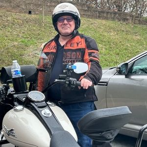 Meet your Posher, Steve